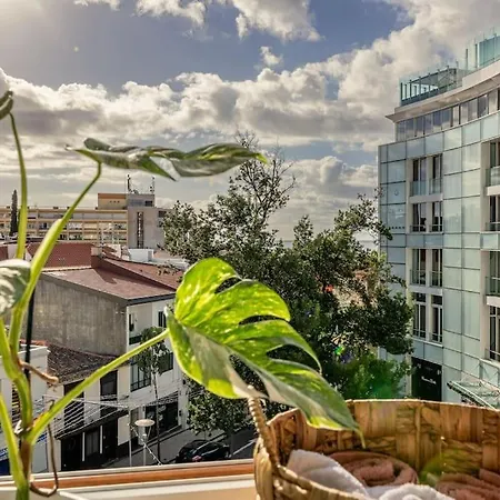 City Center Duplex 360 Roof Terrace
